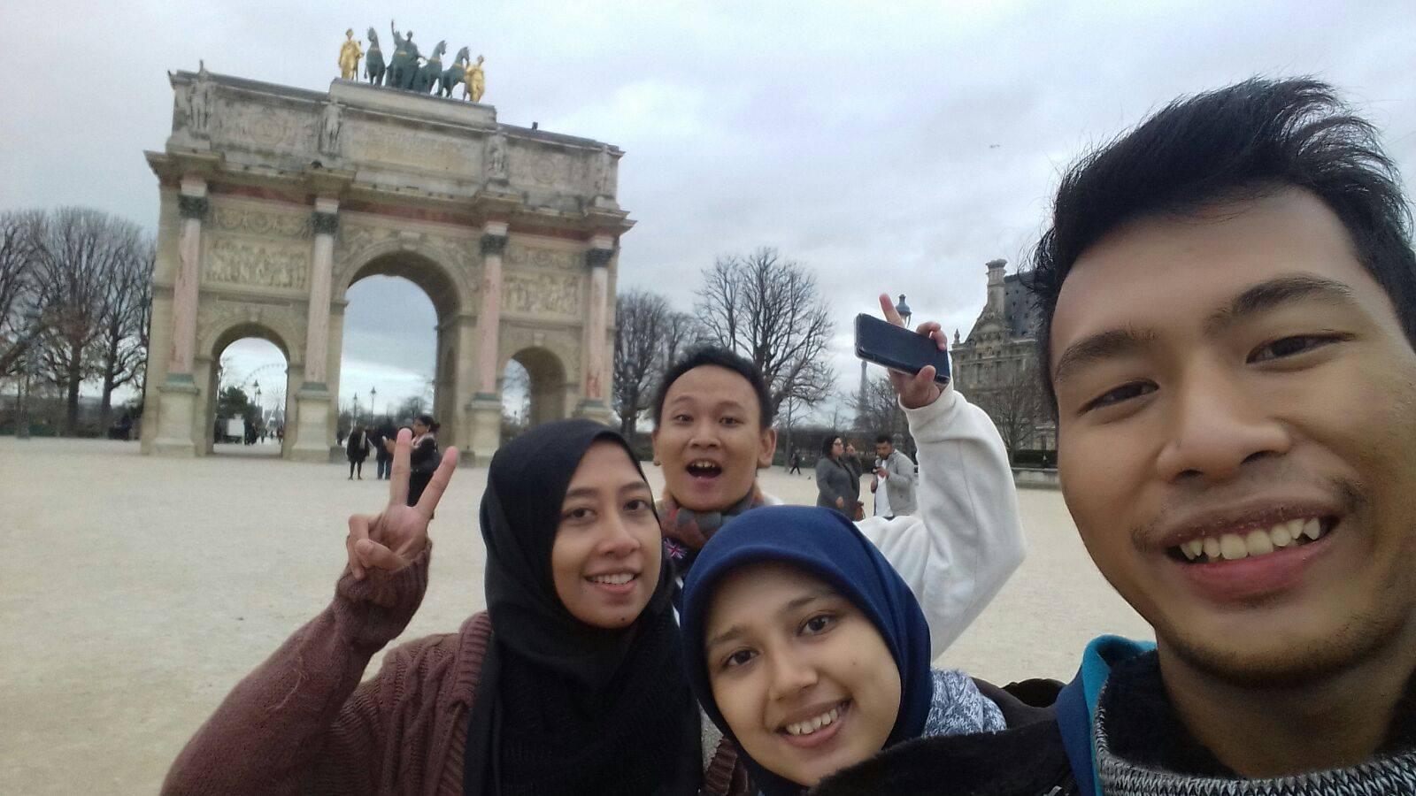 Muhammad Fadil Taufik Goes To Prancis